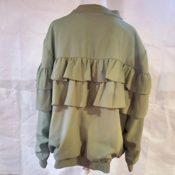 Green Jacket - Picture 2 of 3